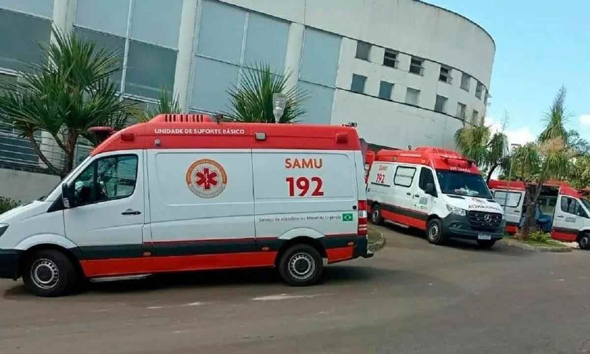 Equipe levava bebê para Hospital Regional de Patos de Minas -  (crédito: Divulgação/Samu)