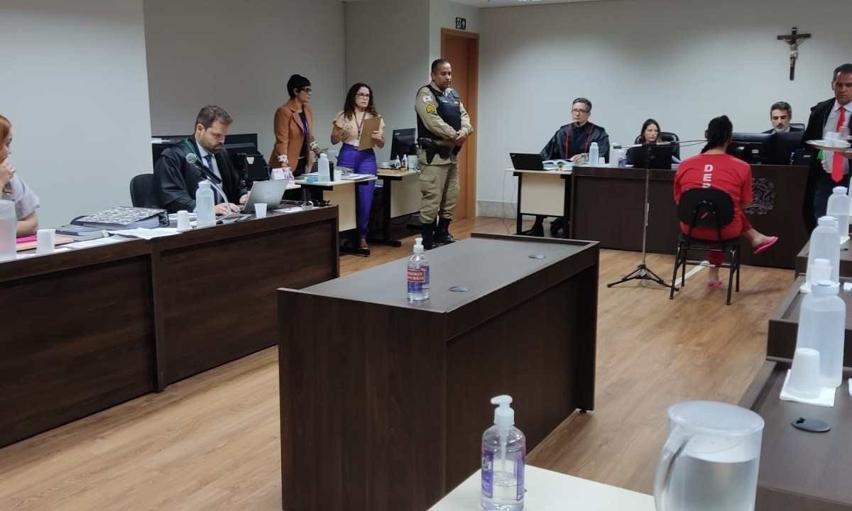 Jaqueline Roberta foi condenada por ter jogado óleo quente em um homem que conheceu na internet, após ele descobrir que ela se passava por outra pessoa -  (crédito: Joubert Oliveira/TJMG)