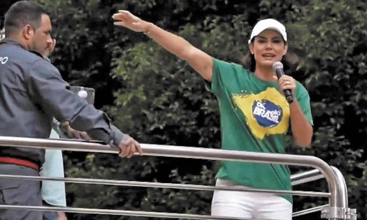 MIchelle Bolsonaro discursando na Avenida Paulista -  (crédito: Redes Sociais/Reprodução)