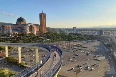 Todos os caminhos levam ao Santu&aacute;rio de Aparecida, em S&atilde;o Paulo -  (crédito: Carlos Altman/EM)