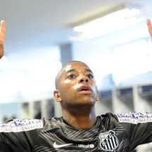Condenado, Robinho participa de churrasco no Santos; STJ anuncia data de julgamento - Ivan Storti/Santos FC