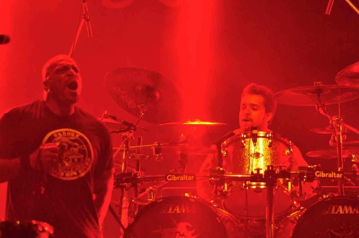 Sepultura enfrenta revés às vesperas da última turnê mundial  