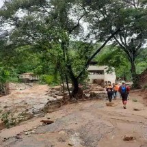Mais da metade das cidades de MG estão sob alerta de chuvas intensas - SALA DE IMPRENSA/CBMMG