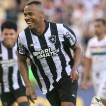 Atuações do Botafogo: Marlon Freitas em vitória no clássico - Vitor Silva/Botafogo