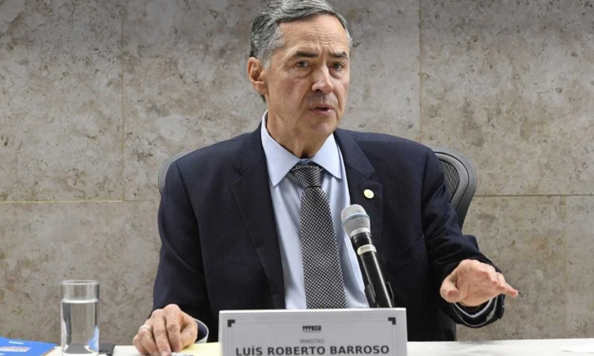  Barroso em uma aula magna na Pontifícia Universidade Católica (PUC), na capital paulista -  (crédito: Carlos Moura/SCO/STF)