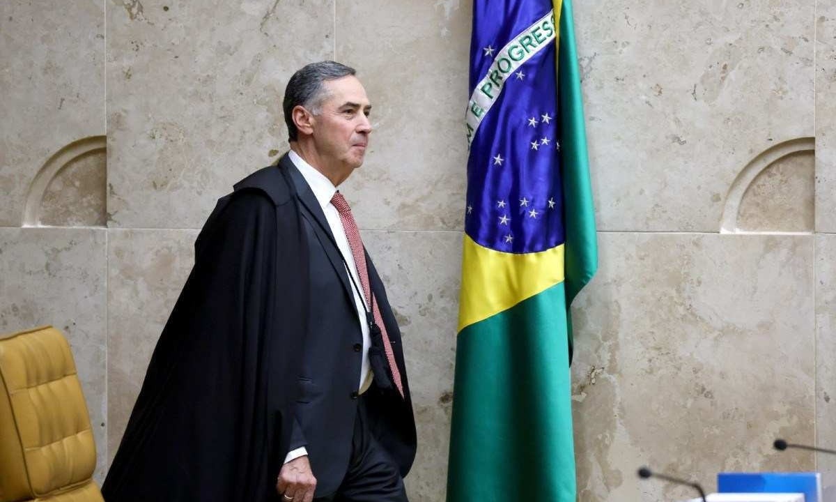 Ministro Luís Roberto Barroso criticou a participação dos militares na vida política do Brasil nos últimos anos -  (crédito: Gustavo Moreno/SCO/STF)