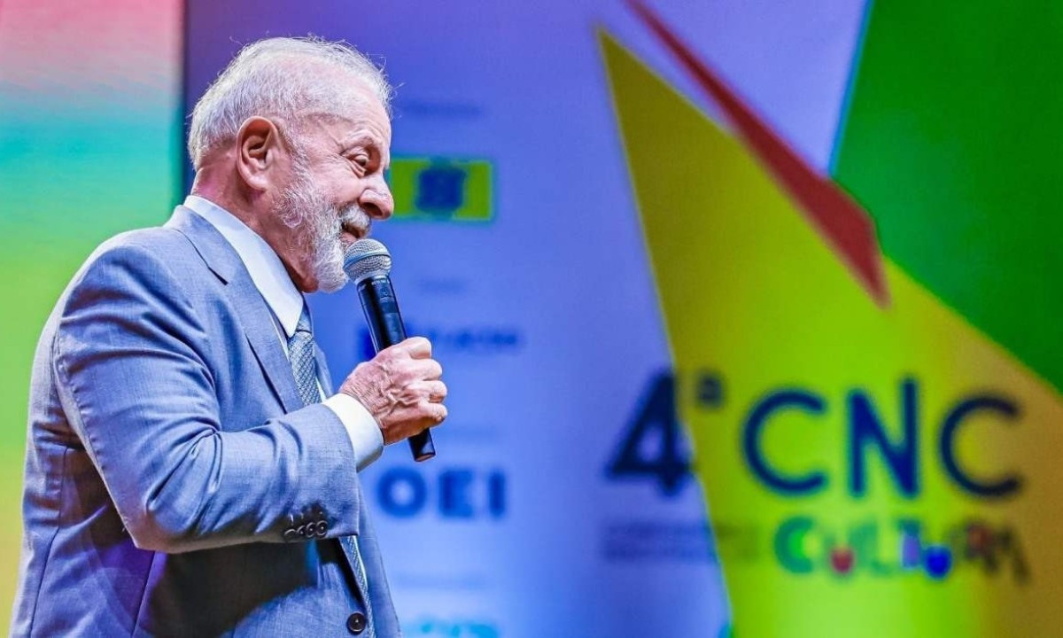 Presidente Luiz InÃ¡cio Lula da Silva (PT) falou que ato de Bolsonaro Ã© de quem teme ser preso -  (crédito: Ricardo Stuckert / PR)