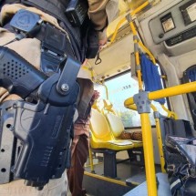 Grande BH: suspeitos de assalto a ônibus são presos  - Leandro Couri/EM/D.A Press