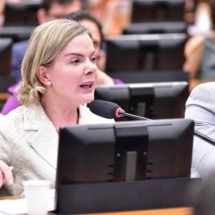 Presidente do PT vê irresponsabilidade em bolsonaristas no comando de comissões - Zeca Ribeiro / Câmara dos Deputados