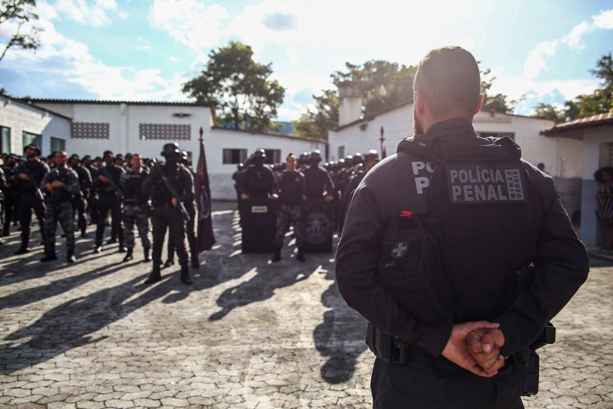 Governo de Minas publica mais de 1,1 mil nomeações de novos policiais penais