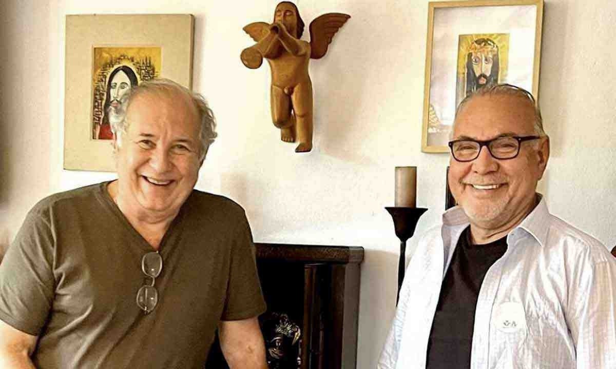  Marcos Andrade e o roteirista e diretor de cinema Luiz Antônio Pereira -  (crédito: Arquivo pessoal)