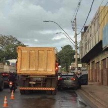 Acidente próximo ao Anel Rodoviário complica trânsito sentido Centro de BH - Transcon/Divulgação