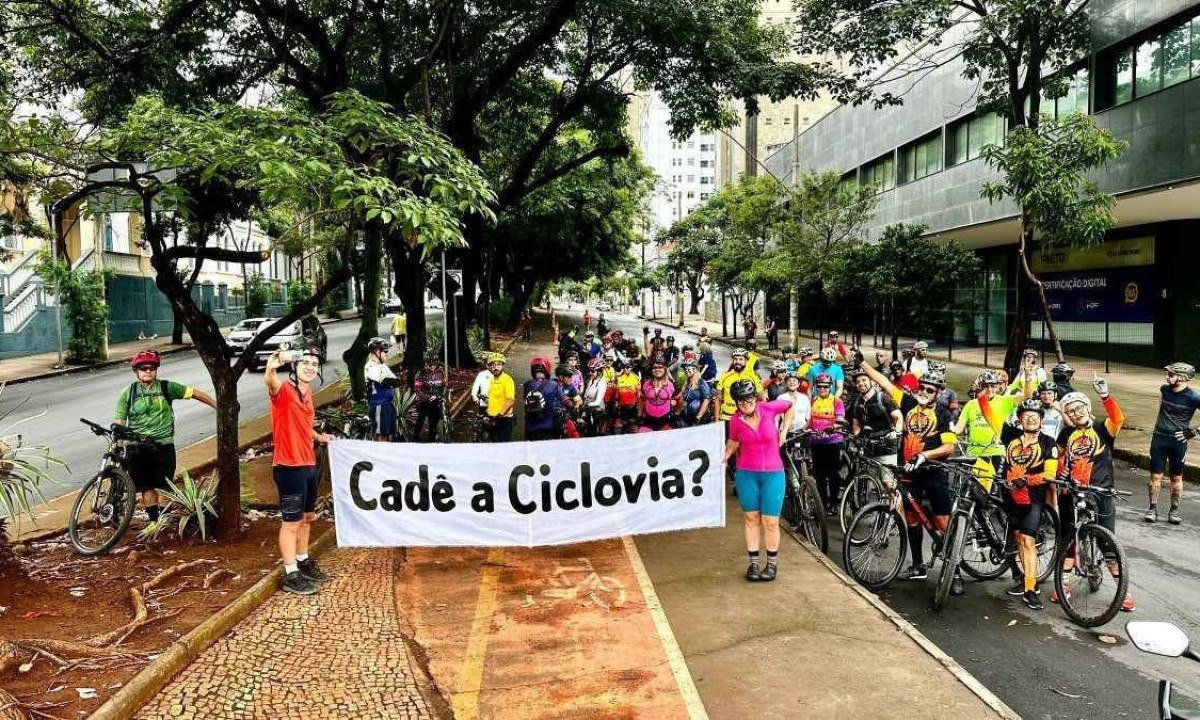 Ciclistas pedem que outras ciclovias, previstas no Plano Diretor, sejam implantadas em BH -  (crédito: Ramon Lisboa/EM/D.A. Press)