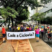 BH: ciclistas pedalam por ciclovia da Afonso Pena e pedem cumprimento do Plano Diretor - Ramon Lisboa/EM/D.A. Press