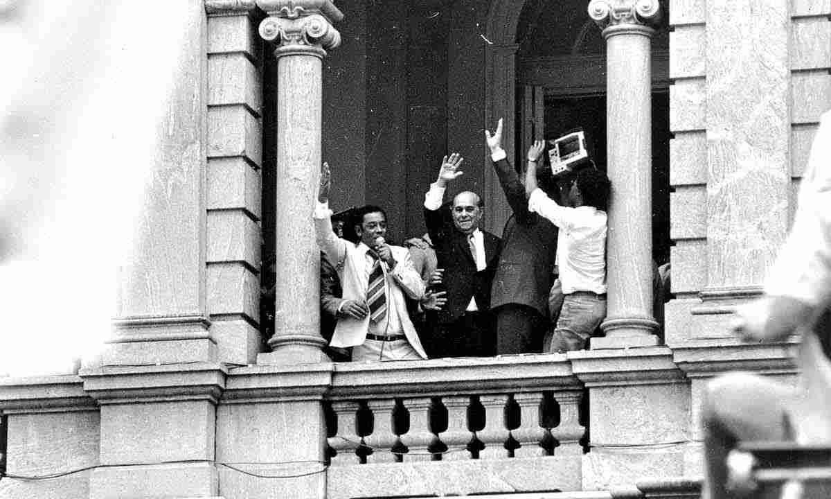 Tancredo Neves no Palácio da Liberdade, em 15 de março de 1985 -  (crédito: ACERVO ESTADO DE MINAS)