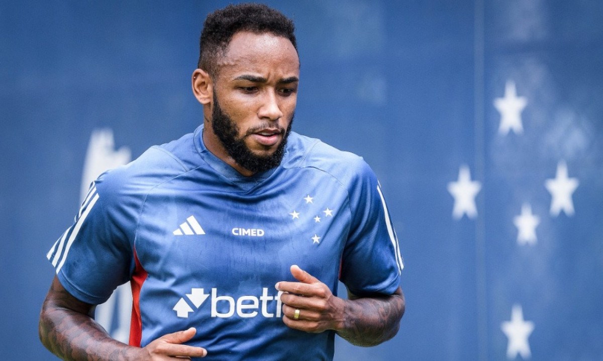 Reforço caseiro? Atacante do Cruzeiro é novidade após mais de um mês sem jogar - (crédito: No Ataque - Cruzeiro)