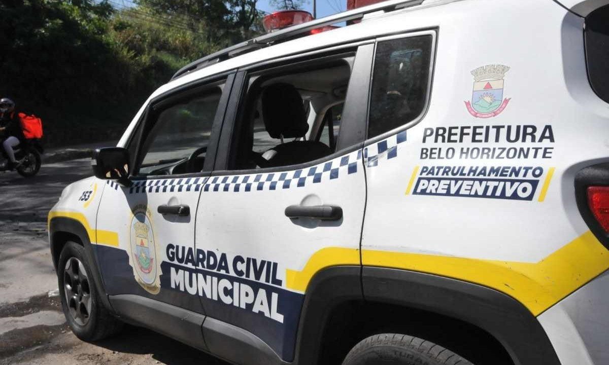 A Guarda Municipal acionou o Samu para atender o homem  -  (crédito: Gladyston Rodrigues/EM/DA)