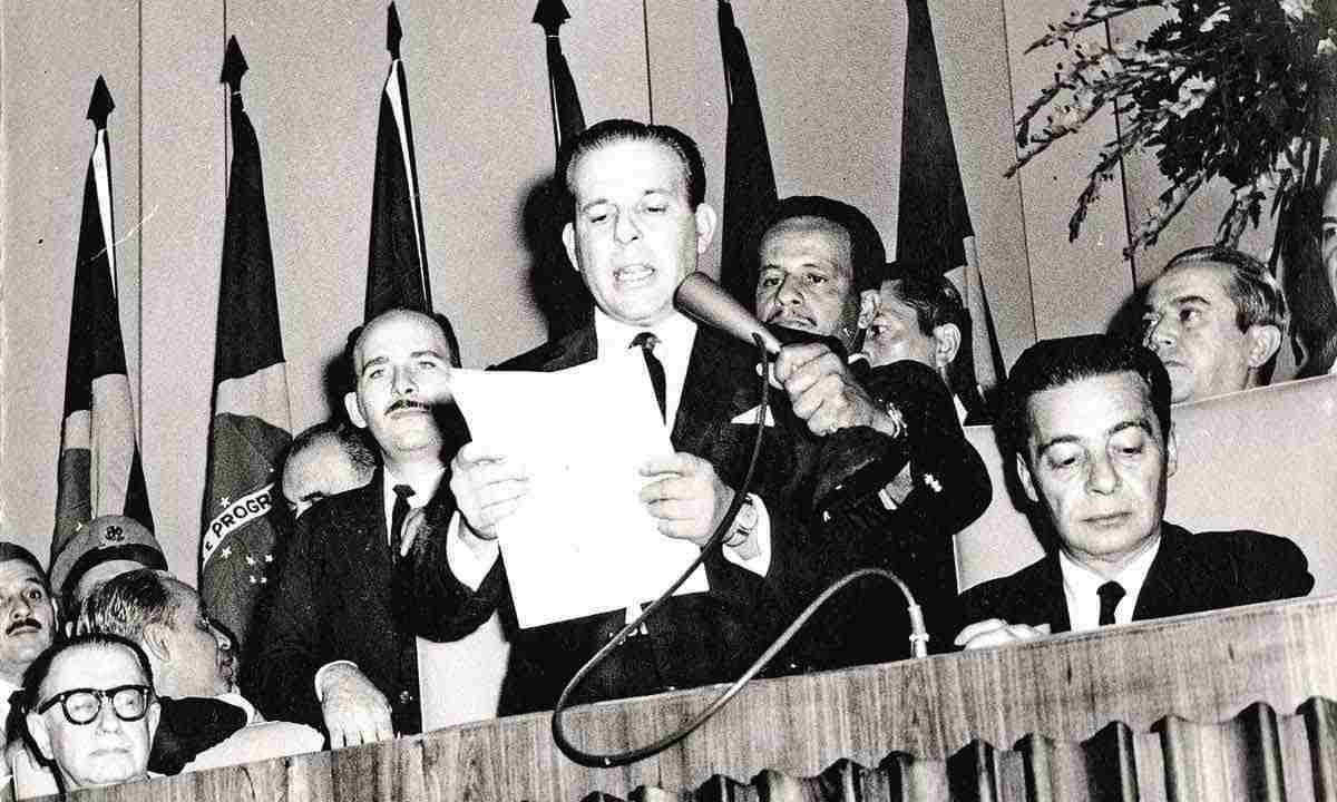João Goulart faz discurso em setembro de 1961. Em 1964, ele foi deposto -  (crédito: ARQUIVO/EM)