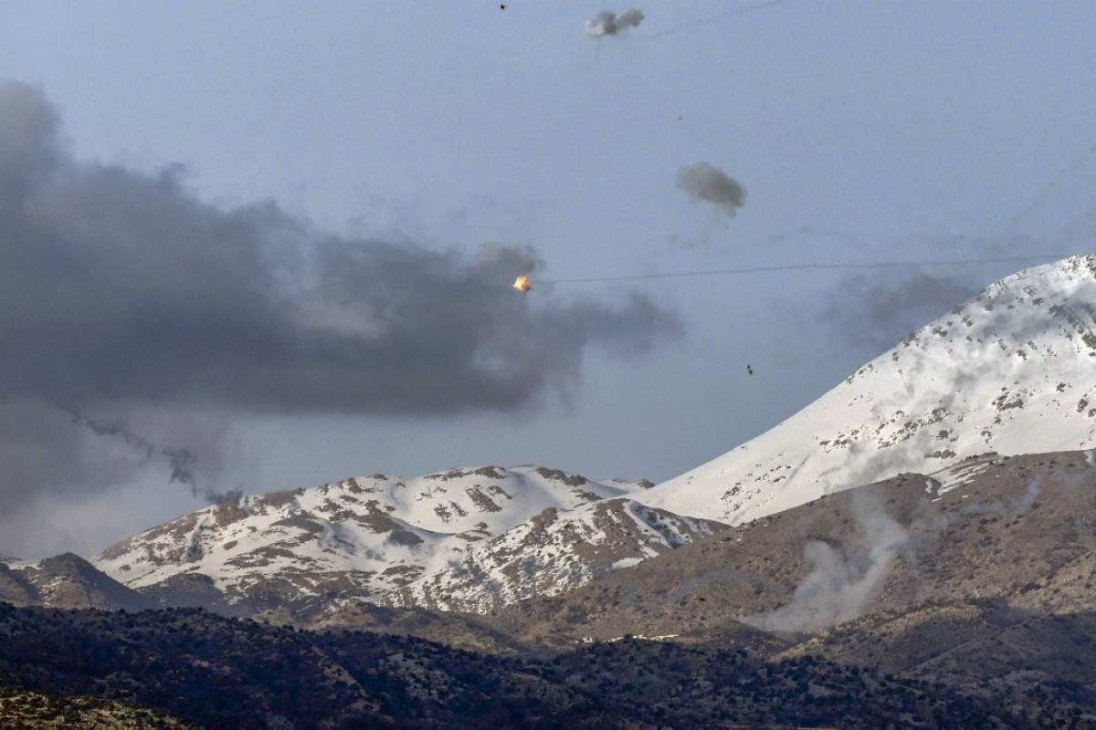 Hezbollah lança mais mais de 100 foguetes contra posições militares de Israel