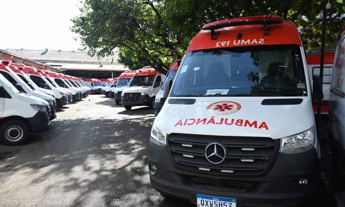 Todas as ambulâncias serão entregues até o fim do mês, garante o Secretário de Saúde do Governo de Minas Gerais -  (crédito: Leandro Couri/EM/D.A Press)