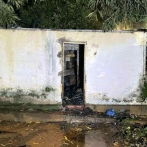 Homem queima casa da própria mãe em Minas e faz ameaça - Divulgação/CBMMG