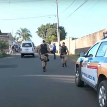 Ex-marido mata mulher na frente da casa dela em Uberlândia - Reprodução/ TV Paraíba 