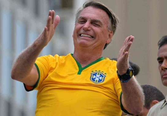 Condenação de Bolsonaro no TSE é anulada por ministro