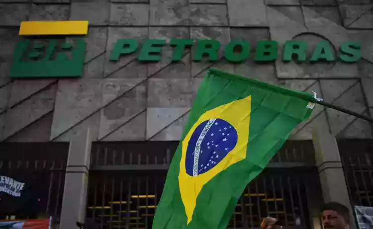 A Petrobras defende que o projeto de conclus&atilde;o das obras '&eacute; robusto, vi&aacute;vel economicamente e tem retorno positivo', segundo afirmou em janeiro a gerente de projetos de Desenvolvimento da Produ&ccedil;&atilde;o da companhia, Mariana Cavassin -  (crédito: CARL DE SOUZA/AFP)