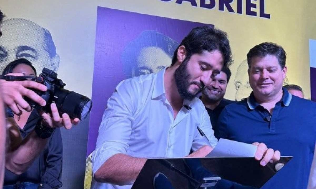 Gabriel Azevedo vai concorrer à Prefeitura de Belo Horizonte -  (crédito: Roberto Benatti/Divulgação)
