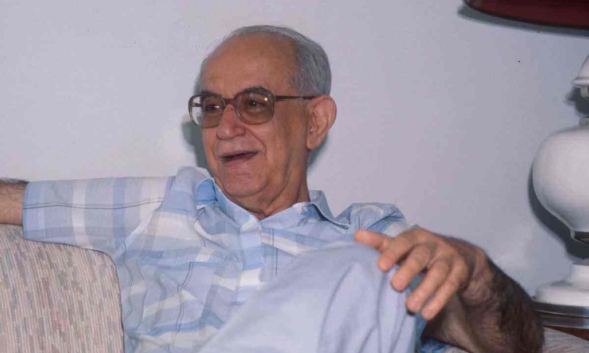 Francisco Iglésias (1923-1999) lançou o livro 