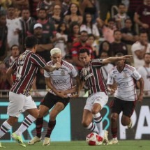 Flamengo x Fluminense: Tricolor precisa de vitória por diferença ‘rara’ nos últimos dez anos - Lucas Merçon/Fluminense