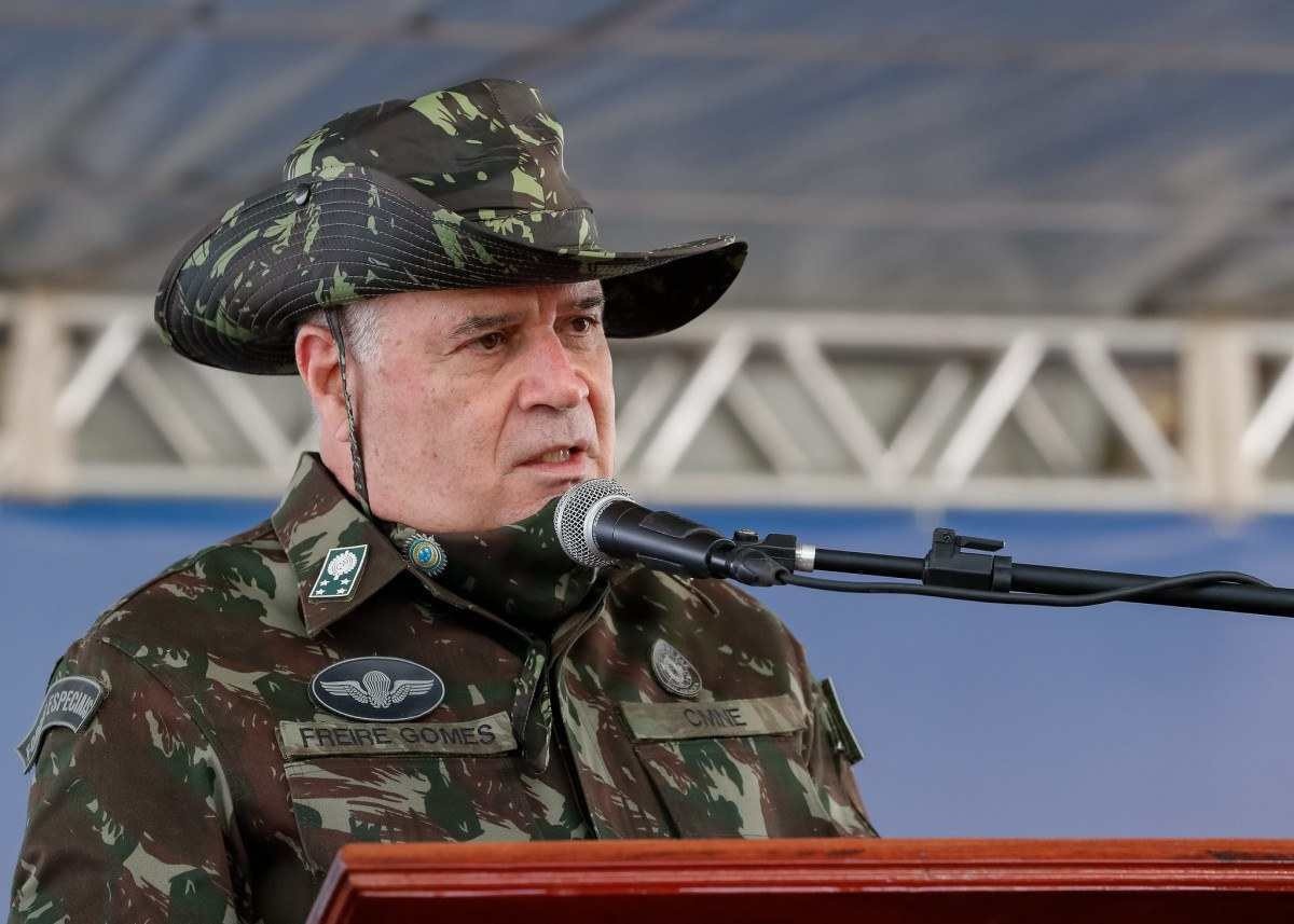 Bolsonaro convocou reuniões com chefes das Forças Armadas para anular eleição, diz Freire Gomes