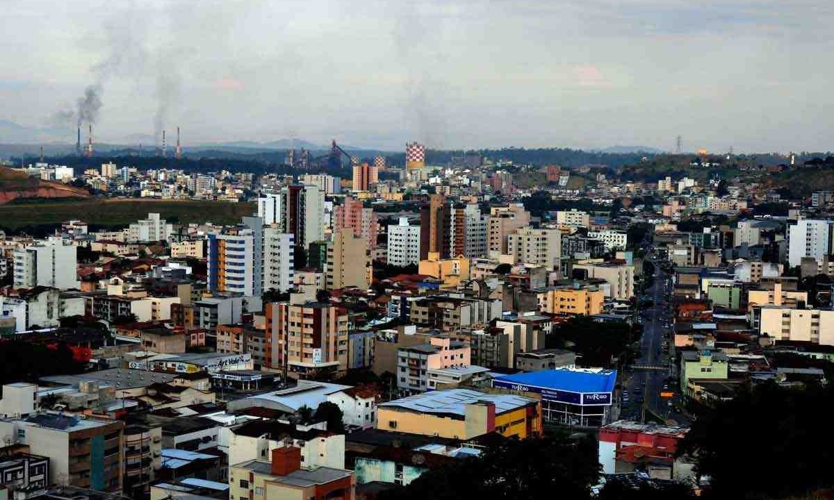 Ipatinga é a  12ª cidade mais populosa de Minas Gerais, com 277,7 mil habitantes e 183,8 mil eleitores, e teve turbulências políticas recentes -  (crédito: MARCOS MICHELIN/EM/D.A.PRESS)
