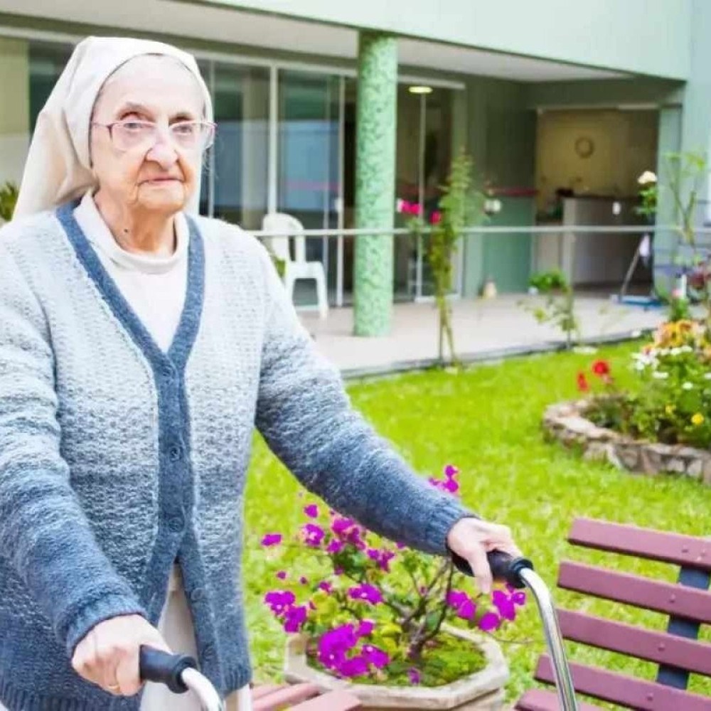 Conheça a freira brasileira que é a 3ª pessoa mais velha do mundo