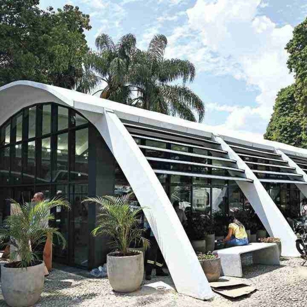 Mercado das Flores volta a abrir as portas