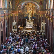 No dia do patrono da Igreja, católicos fazem orações contra guerra e dengue - Gladyston Rodrigues / EM / DA Press