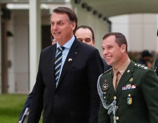 O militar indicou ao ministro Moraes que o ex-presidente era o líder da organização criminosa montada para o golpe -  (crédito: Alan dos Santos/PR)