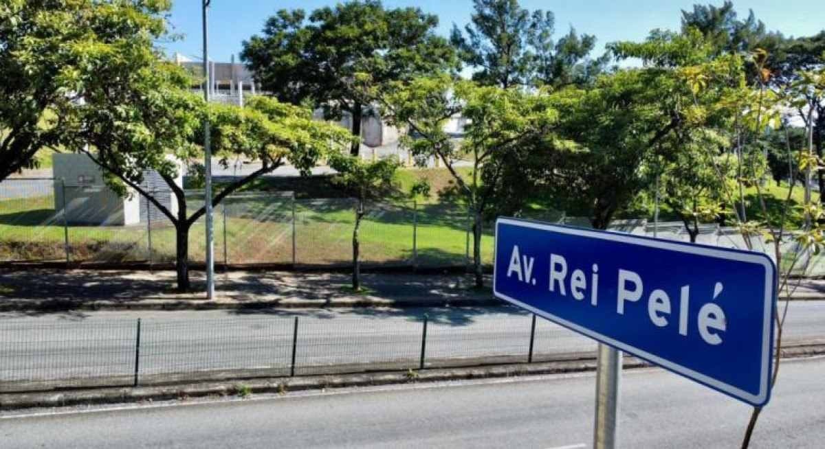PBH interdita avenida na Pampulha para obras da Stock Car