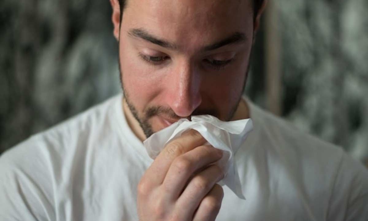 Poucos sabem, mas uma alergia ou infecção respiratória podem evoluir para uma doença autoimune -  (crédito: Brittany Colette/Unsplash)