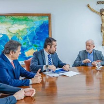 Lula dá aval, e Haddad vai apresentar proposta para dívida dos estados - Ricardo Stuckert/PR
