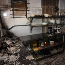 BH: Tradicional mercearia do Santa Tereza pega fogo - Gladyston Rodrigues / EM / DA Press