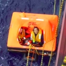 Após naufrágio, brasileiro é resgatado no meio do Oceano Atlântico - divulgação samsa