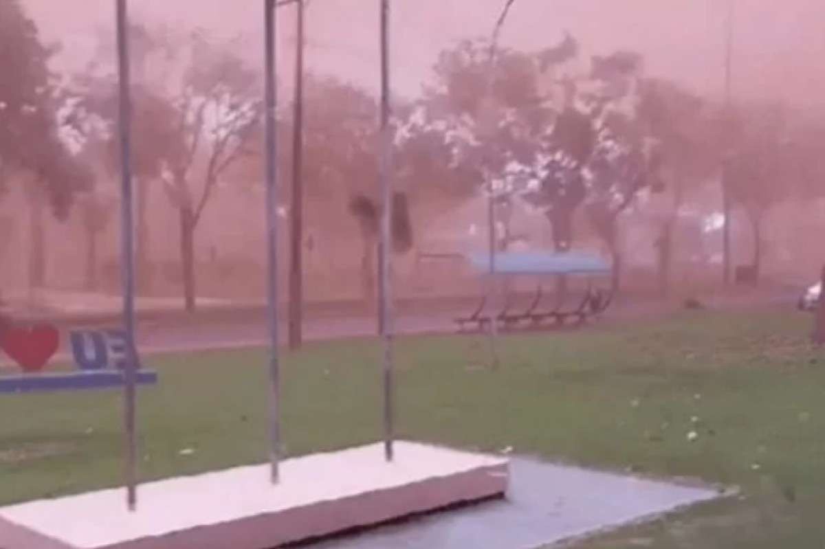 Tempestade de poeira assusta cidades de Mato Grosso do Sul