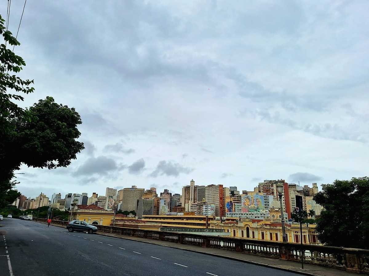 Chuva em Minas: 55 municípios estão em alerta de perigo para chuva forte