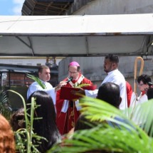 Fiéis participam da abertura da Semana Santa, na Catedral Cristo Rei -  Gladyston Rodrigues/EM/D.A Press