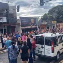 Centenas de professores da rede municipal de Uberaba entram em greve - Redes Sociais/Divulgação