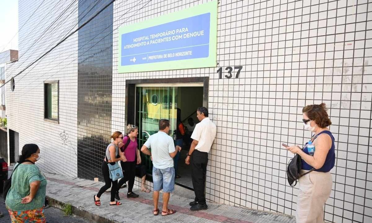  Hospital Temporário para Atendimento a Paciente com Dengue, no bairro Alto Barroca, região Oeste da capital mineira  -  (crédito: Leandro Couri/EM/D.A Press)