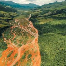 Mistério: água de rios no Alasca ganha cor laranja sem qualquer explicação - Taylor Roades (Scientific American)