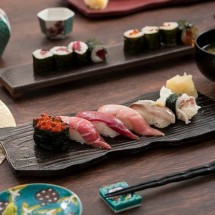 Pastéis, doces e chá: culinária japonesa vai muito além do sushi! - wikimedia commons MUSUBI KILN