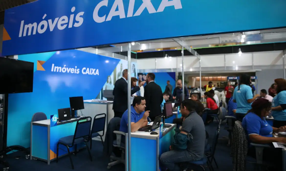 Caixa começa a oferecer financiamentos com FGTS Futuro em abril -  (crédito: EBC)